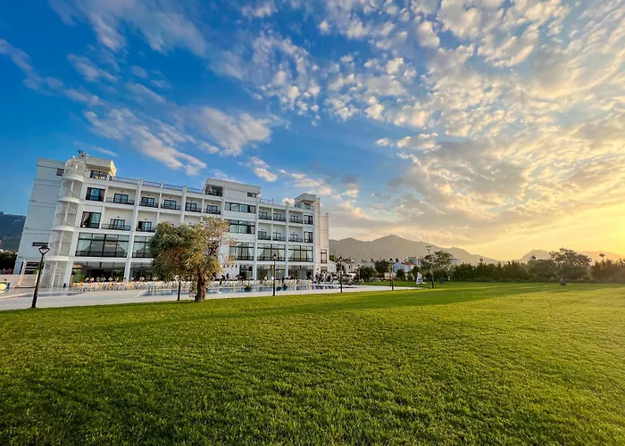 Mc Palace Hotel Spa & Convention